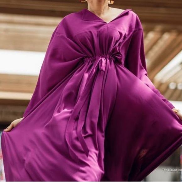 Elegant Purple Evening Gown - Picture 3 of 7